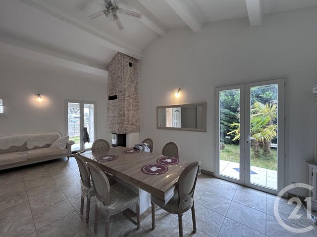 Maison à vendre - 5 pièces - 117,02 m2 - Sablons - 33 - AQUITAINE