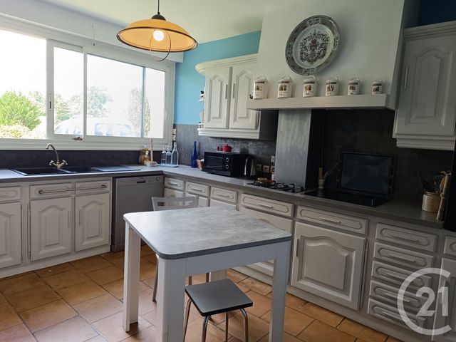 Maison à vendre - 8 pièces - 210,71 m2 - Les Peintures - 33 - AQUITAINE