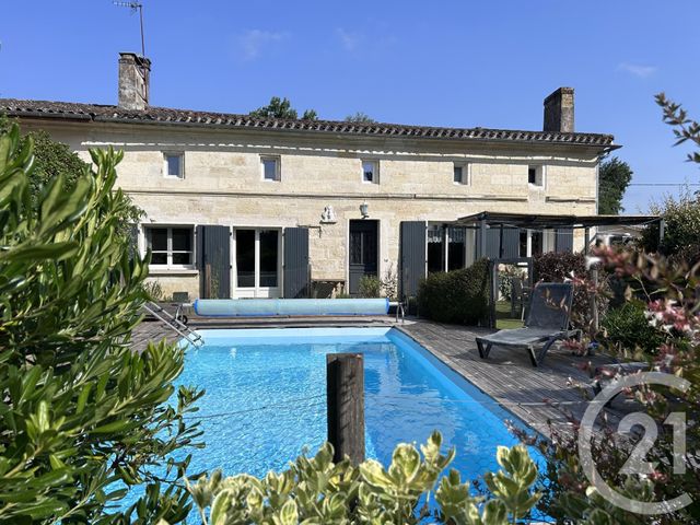 Maison à vendre - 8 pièces - 210,80 m2 - Coutras - 33 - AQUITAINE