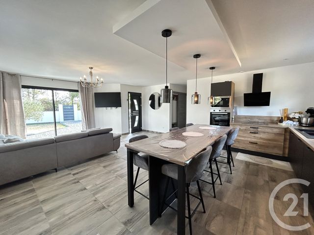 Maison à vendre - 4 pièces - 90,61 m2 - St Pierre Du Palais - 17 - POITOU-CHARENTES