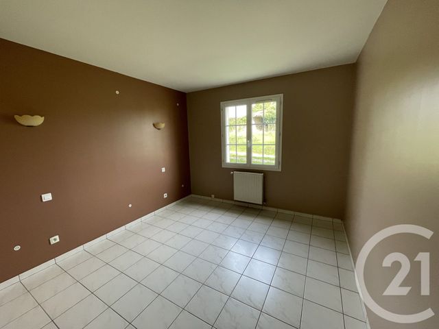 Maison à vendre - 5 pièces - 93,16 m2 - Montguyon - 17 - POITOU-CHARENTES