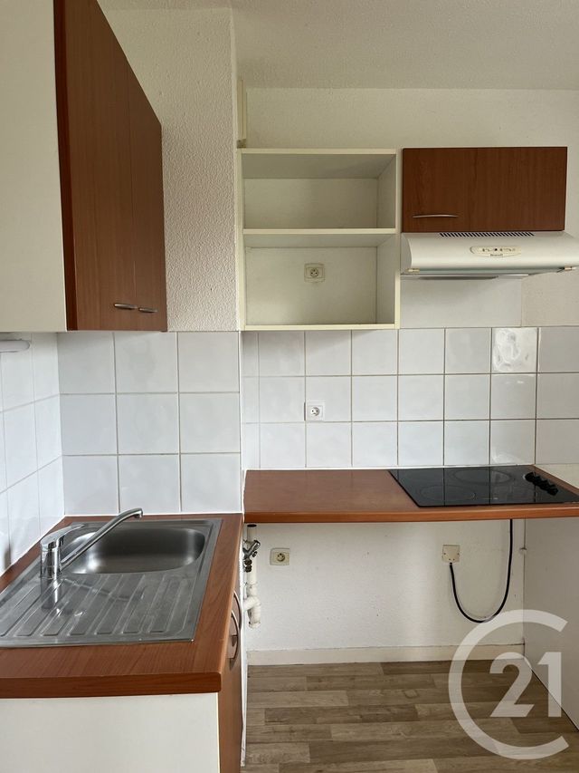 Appartement T3 à vendre - 3 pièces - 59,72 m2 - St Seurin Sur L Isle - 33 - AQUITAINE