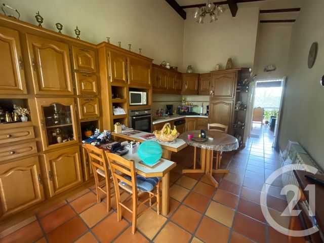 Maison &agrave; vendre - 4 pi&egrave;ces - 124 m2 - Guitres - 33 - AQUITAINE