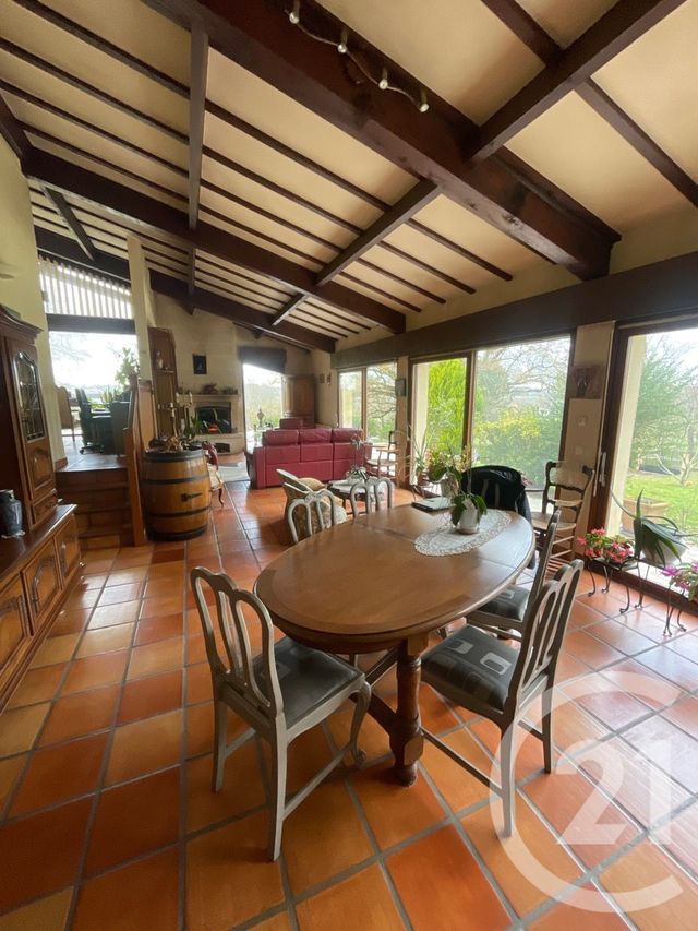 Maison &agrave; vendre - 4 pi&egrave;ces - 124 m2 - Guitres - 33 - AQUITAINE