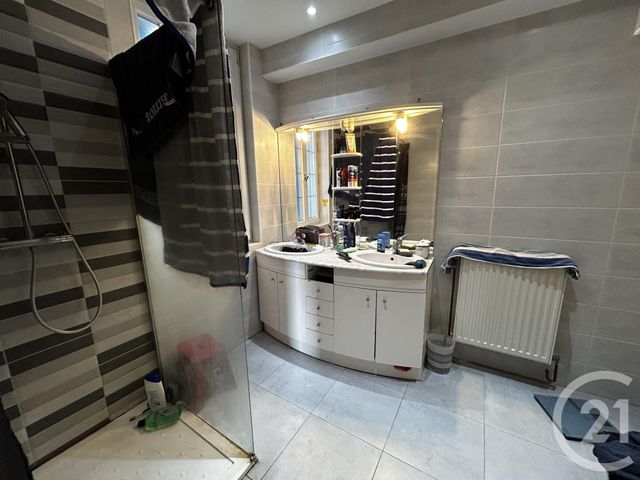 Maison &agrave; vendre - 6 pi&egrave;ces - 310,92 m2 - La Roche Chalais - 24 - AQUITAINE