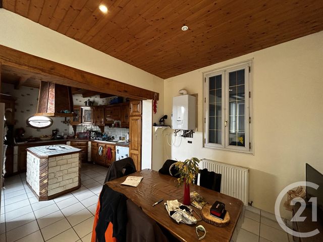 Maison &agrave; vendre - 6 pi&egrave;ces - 310,92 m2 - La Roche Chalais - 24 - AQUITAINE