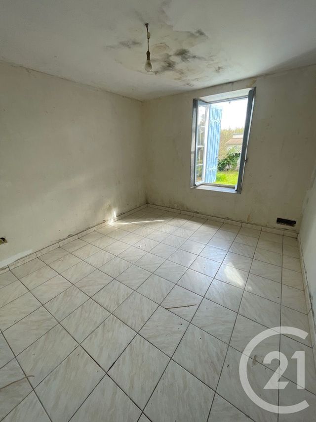 Maison &agrave; vendre - 5 pi&egrave;ces - 175 m2 - La Clotte - 17 - POITOU-CHARENTES