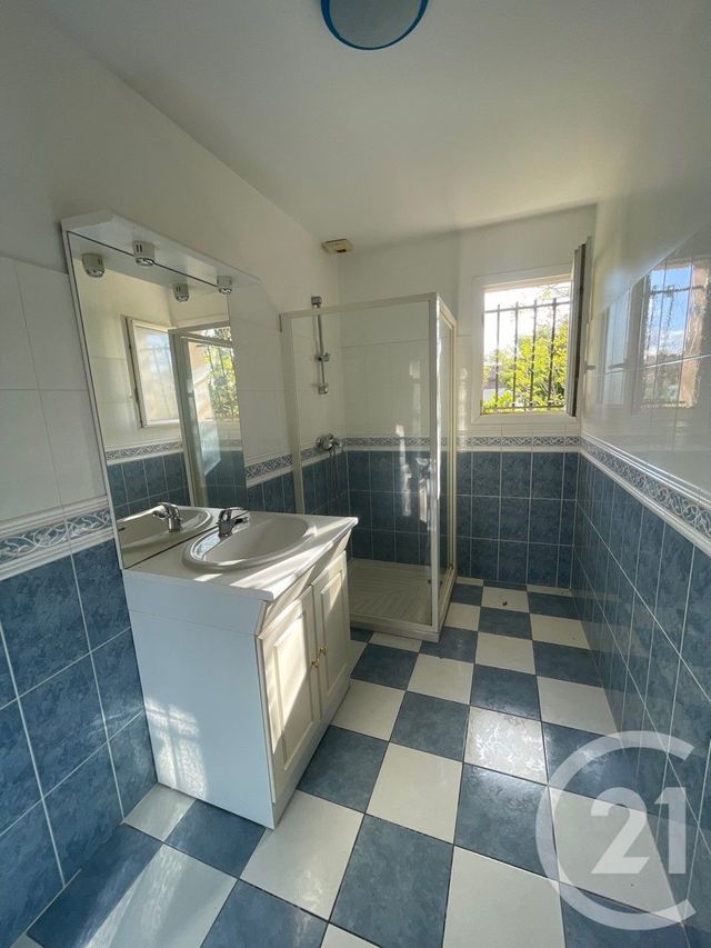 Maison &agrave; vendre - 3 pi&egrave;ces - 78,27 m2 - St Seurin Sur L Isle - 33 - AQUITAINE