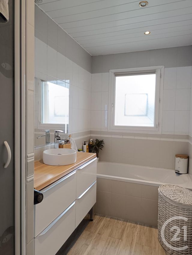 Maison &agrave; vendre - 5 pi&egrave;ces - 93 m2 - Abzac - 33 - AQUITAINE