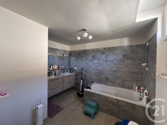 Maison &agrave; vendre - 9 pi&egrave;ces - 256,62 m2 - Les Eglisottes Et Chalaures - 33 - AQUITAINE