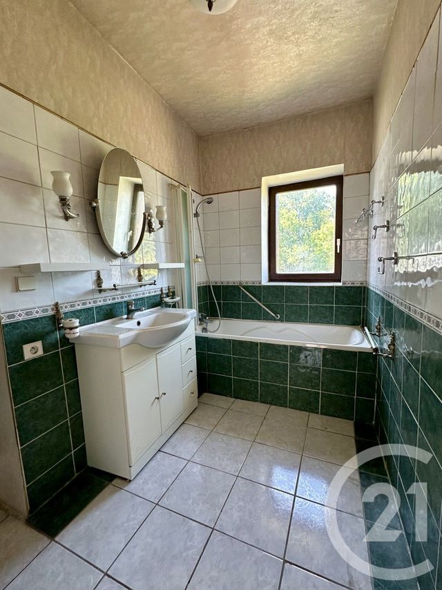 Maison à vendre - 5 pièces - 117 m2 - Gouvernes - 77 - ILE-DE-FRANCE