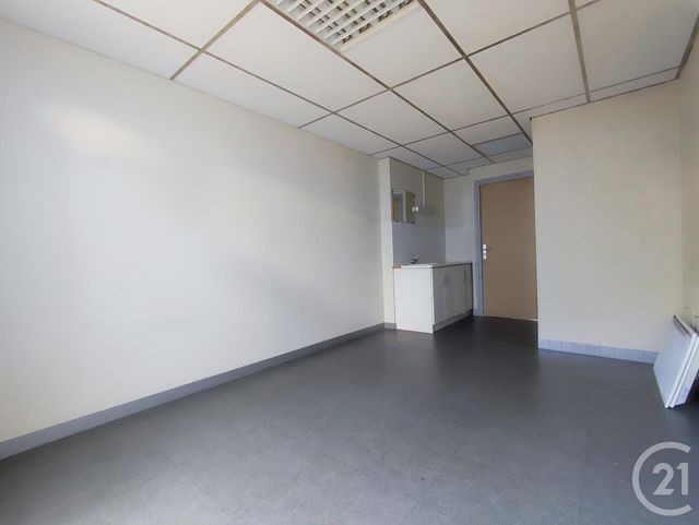 Appartement Local à vendre - 7 pièces - 164 m2 - Thorigny Sur Marne - 77 - ILE-DE-FRANCE