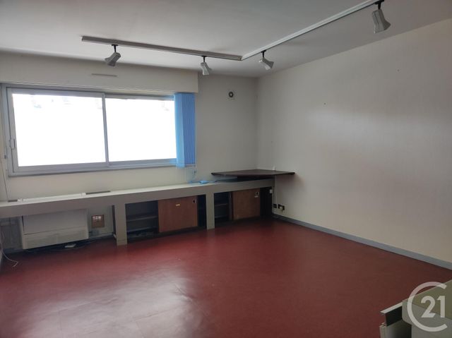 Appartement Local à vendre - 7 pièces - 164 m2 - Thorigny Sur Marne - 77 - ILE-DE-FRANCE