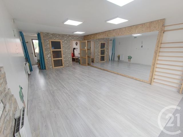 Local commercial à vendre - 103.43 m2 - 77 - Seine-et-Marne