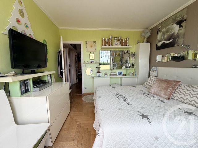 Appartement Duplex &agrave; vendre - 4 pi&egrave;ces - 77,28 m2 - Thorigny Sur Marne - 77 - ILE-DE-FRANCE