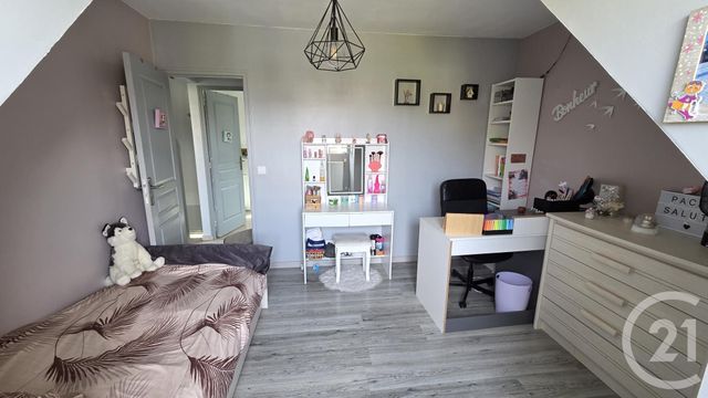Maison &agrave; vendre - 5 pi&egrave;ces - 94,49 m2 - Chelles - 77 - ILE-DE-FRANCE