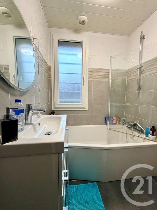 Maison &agrave; vendre - 4 pi&egrave;ces - 92,27 m2 - Lagny Sur Marne - 77 - ILE-DE-FRANCE