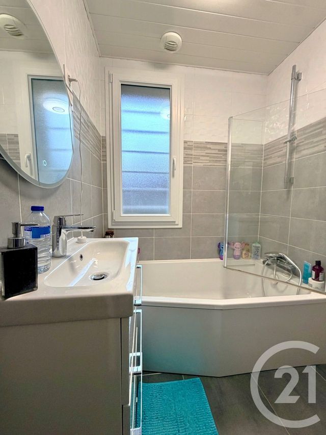 Maison &agrave; vendre - 4 pi&egrave;ces - 92,27 m2 - Lagny Sur Marne - 77 - ILE-DE-FRANCE