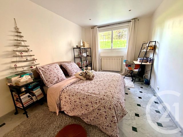 Appartement Duplex &agrave; vendre - 6 pi&egrave;ces - 145,03 m2 - Lagny Sur Marne - 77 - ILE-DE-FRANCE