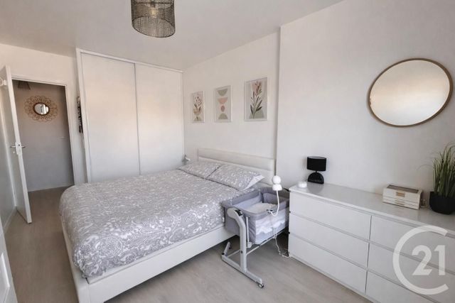 Appartement F3 &agrave; vendre - 3 pi&egrave;ces - 60,71 m2 - Courtry - 77 - ILE-DE-FRANCE