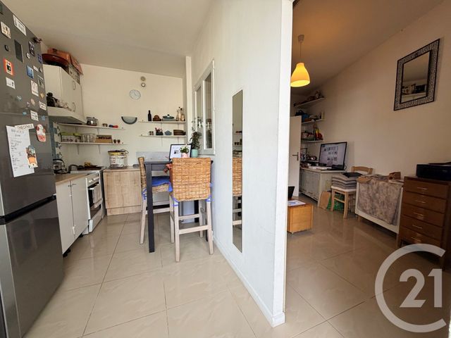 Appartement F3 &agrave; vendre - 3 pi&egrave;ces - 46,02 m2 - Vaires Sur Marne - 77 - ILE-DE-FRANCE