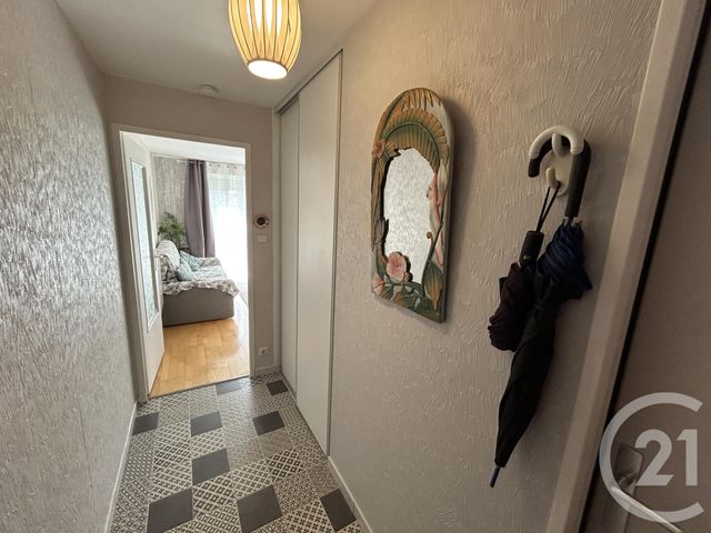 Appartement F2 à vendre - 2 pièces - 54 m2 - Lisses - 91 - ILE-DE-FRANCE