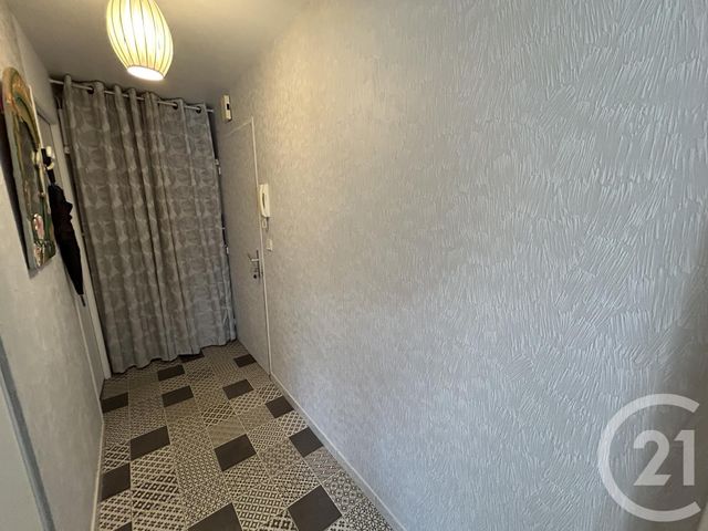 Appartement F2 à vendre - 2 pièces - 54 m2 - Lisses - 91 - ILE-DE-FRANCE