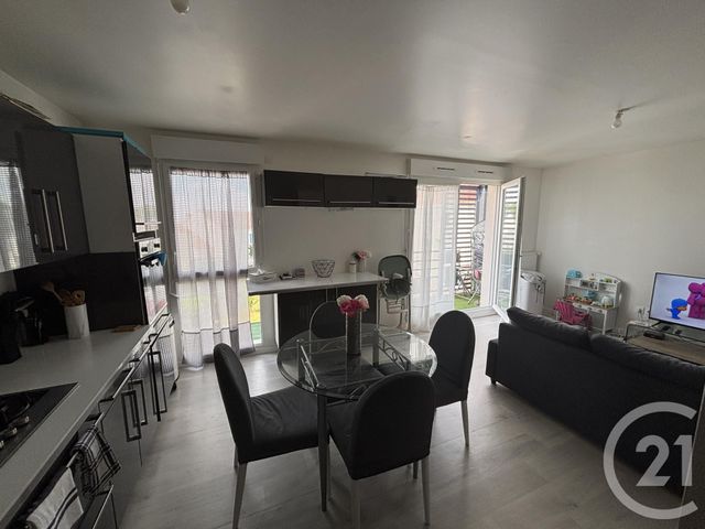 Appartement F3 à vendre - 3 pièces - 57,70 m2 - Fontenay Le Vicomte - 91 - ILE-DE-FRANCE
