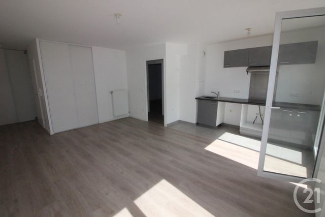 Appartement F3 à vendre - 3 pièces - 58 m2 - Mennecy - 91 - ILE-DE-FRANCE