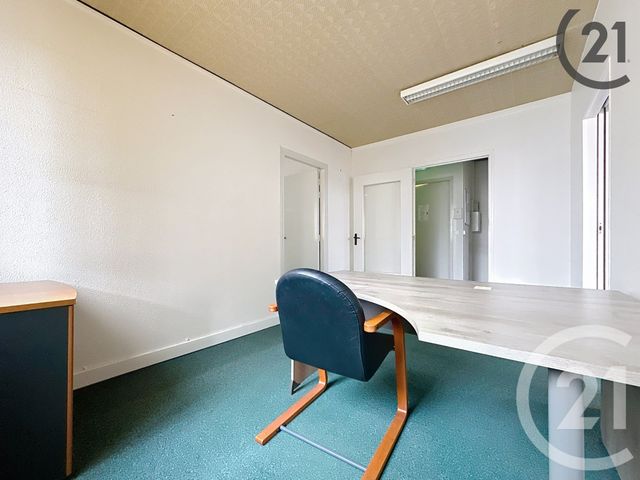 Bureaux à louer - 65.0 m2 - 89 - Yonne