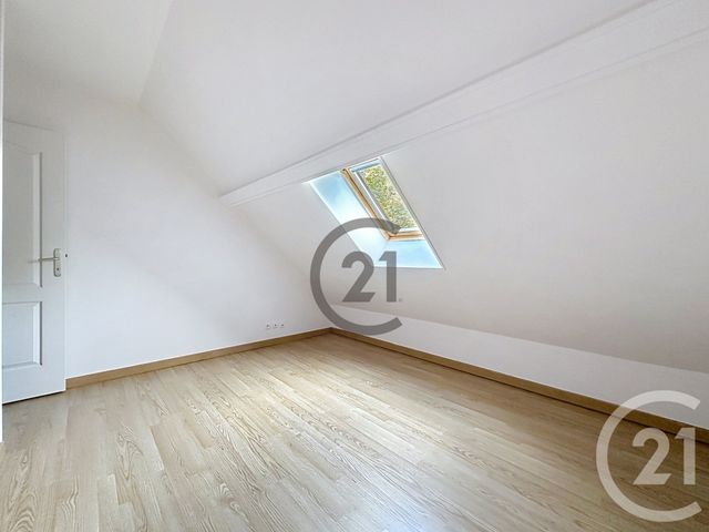 Maison &agrave; louer - 4 pi&egrave;ces - 68 m2 - Sens - 89 - BOURGOGNE