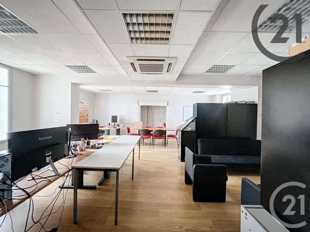 Bureaux à louer - 220.0 m2 - 89 - Yonne