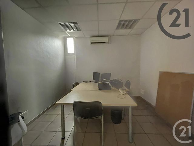 Bureaux à louer - 220.0 m2 - 89 - Yonne