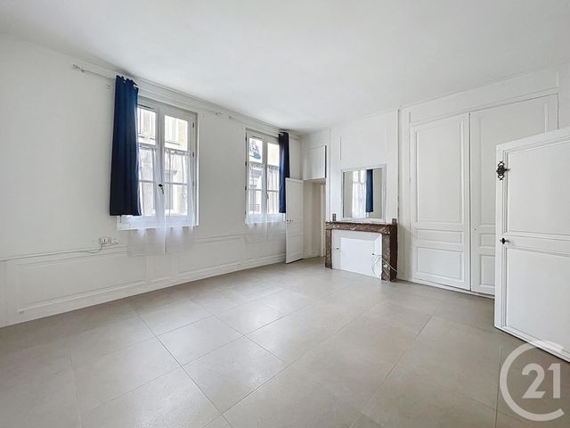Appartement F6 à vendre - 6 pièces - 146 m2 - Sens - 89 - BOURGOGNE