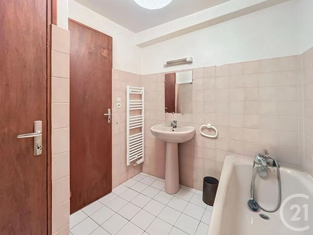 Appartement F2 à vendre - 2 pièces - 29,20 m2 - Sens - 89 - BOURGOGNE