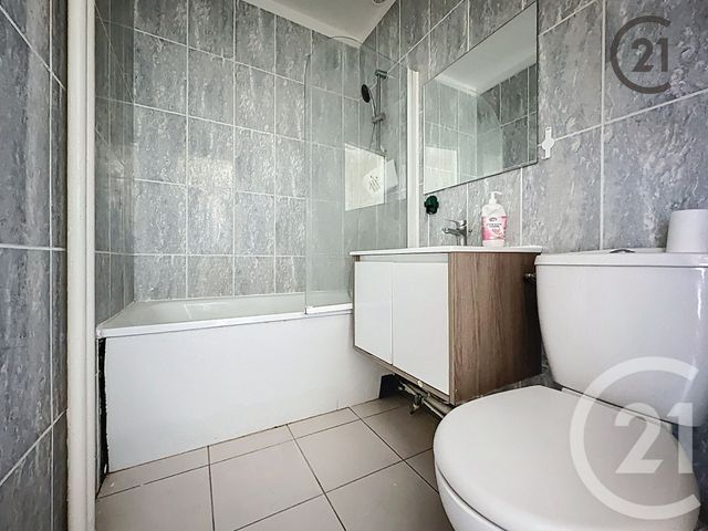 Appartement F1 à louer - 1 pièce - 19 m2 - Sens - 89 - BOURGOGNE