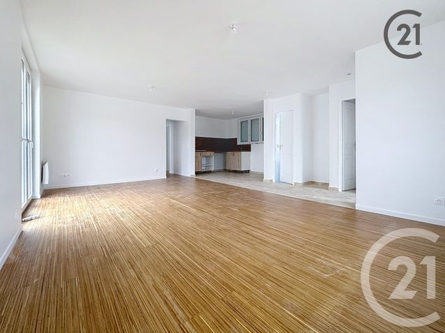 Maison &agrave; louer - 3 pi&egrave;ces - 78 m2 - Pont Sur Yonne - 89 - BOURGOGNE