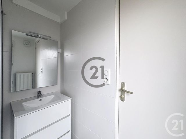 Appartement F2 &agrave; louer - 2 pi&egrave;ces - 52 m2 - Sens - 89 - BOURGOGNE