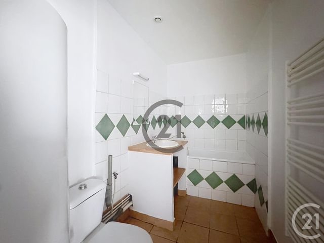 Appartement F2 &agrave; louer - 2 pi&egrave;ces - 33 m2 - Sens - 89 - BOURGOGNE