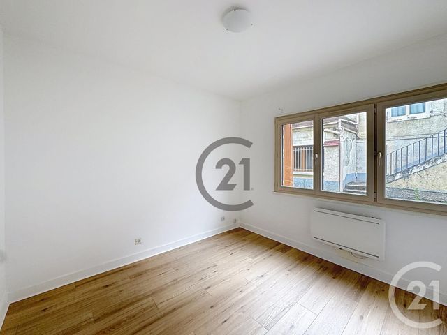 Appartement F2 &agrave; louer - 2 pi&egrave;ces - 33 m2 - Sens - 89 - BOURGOGNE