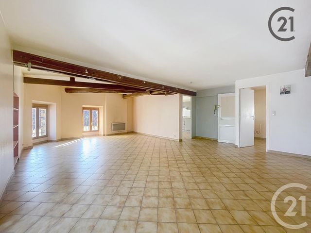 Appartement F2 &agrave; louer - 2 pi&egrave;ces - 72 m2 - Villeneuve Sur Yonne - 89 - BOURGOGNE