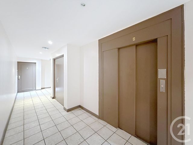 Appartement F4 à vendre - 4 pièces - 79,50 m2 - Sens - 89 - BOURGOGNE