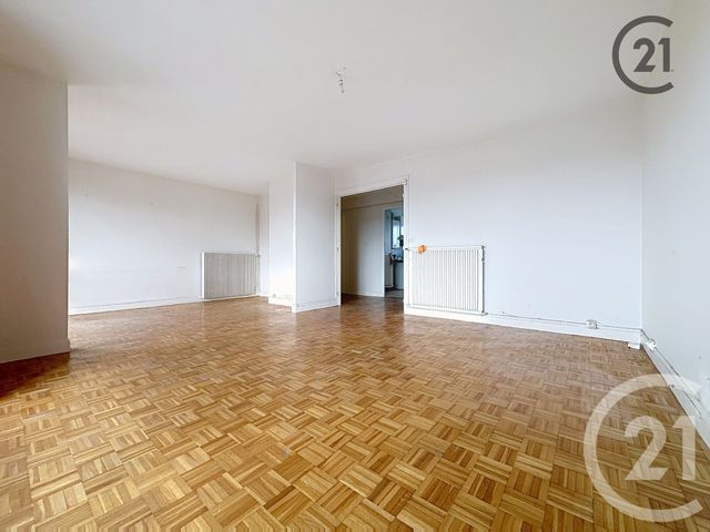 Appartement &agrave; louer - 3 pi&egrave;ces - 80 m2 - Sens - 89 - BOURGOGNE