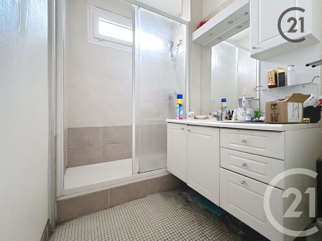 Appartement &agrave; louer - 3 pi&egrave;ces - 80 m2 - Sens - 89 - BOURGOGNE