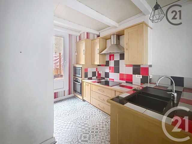 Appartement &agrave; louer - 3 pi&egrave;ces - 59,80 m2 - Sens - 89 - BOURGOGNE