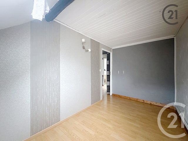 Appartement &agrave; louer - 3 pi&egrave;ces - 59,80 m2 - Sens - 89 - BOURGOGNE