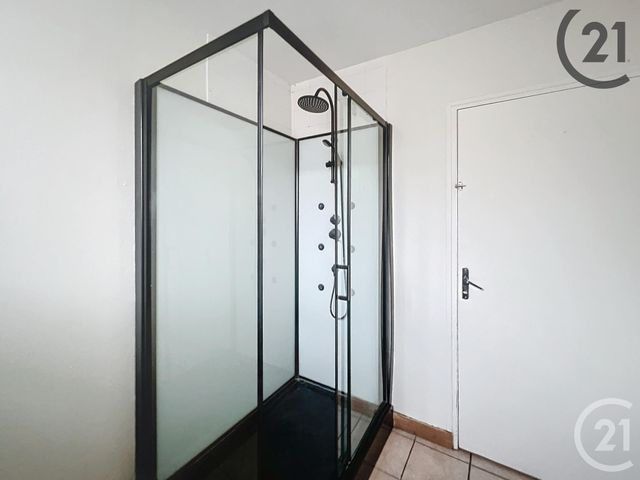 Appartement à louer - 4 pièces - 71,72 m2 - Sens - 89 - BOURGOGNE