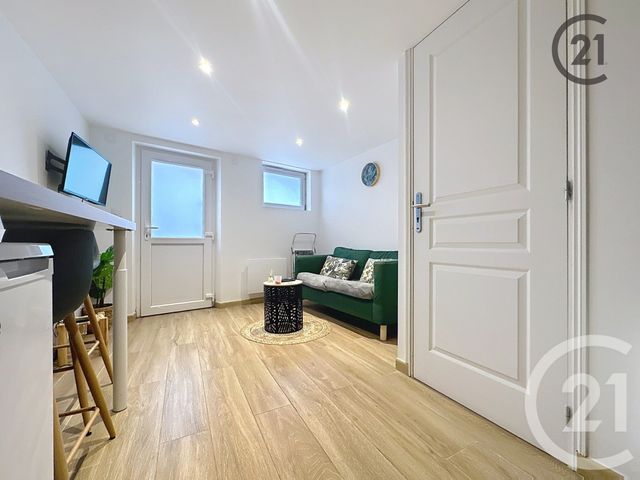 Appartement &agrave; louer - 2 pi&egrave;ces - 28,52 m2 - Sens - 89 - BOURGOGNE