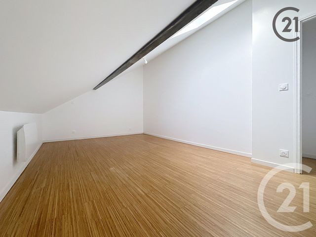 Appartement &agrave; louer - 4 pi&egrave;ces - 75,12 m2 - Paron - 89 - BOURGOGNE