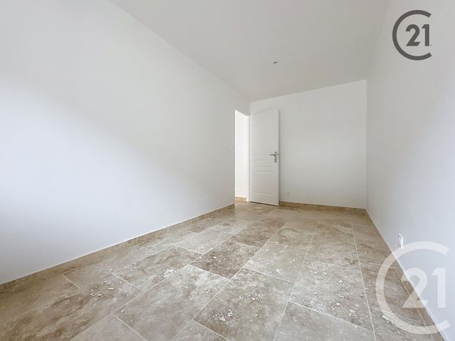 Appartement &agrave; louer - 4 pi&egrave;ces - 75,12 m2 - Paron - 89 - BOURGOGNE